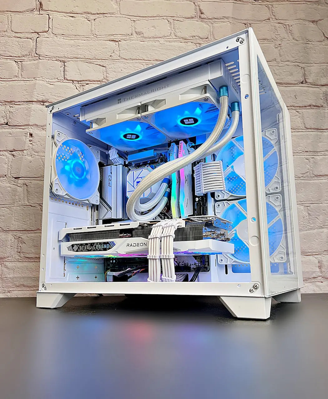 Liquid Cooled Ryzen 5 7500F RX 7800 XT 32GB DDR5 RAM 1TB M.2 WIFI 6E Win 11 Gami