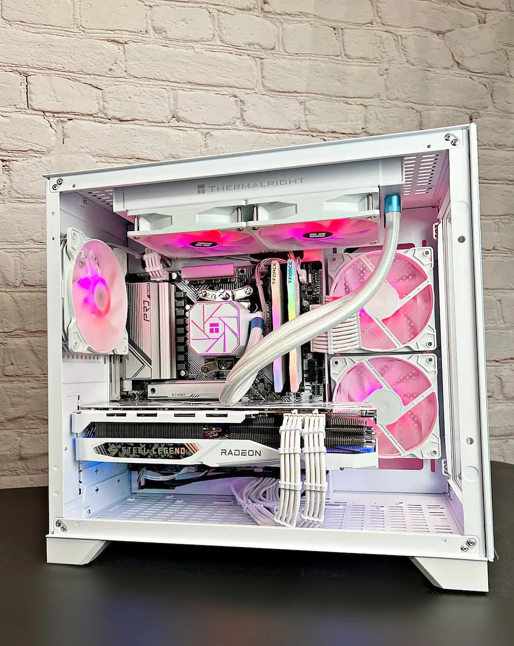 Liquid Cooled Ryzen 5 7500F RX 7800 XT 32GB DDR5 RAM 1TB M.2 WIFI 6E Win 11 Gami