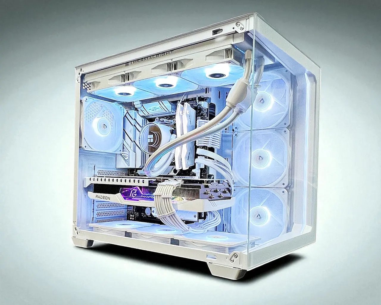 Ryzen 7 7700X RX 7900 XT 32GB DDR5 2TB M.2 Win 11Pro Gaming PC Tustin Systems