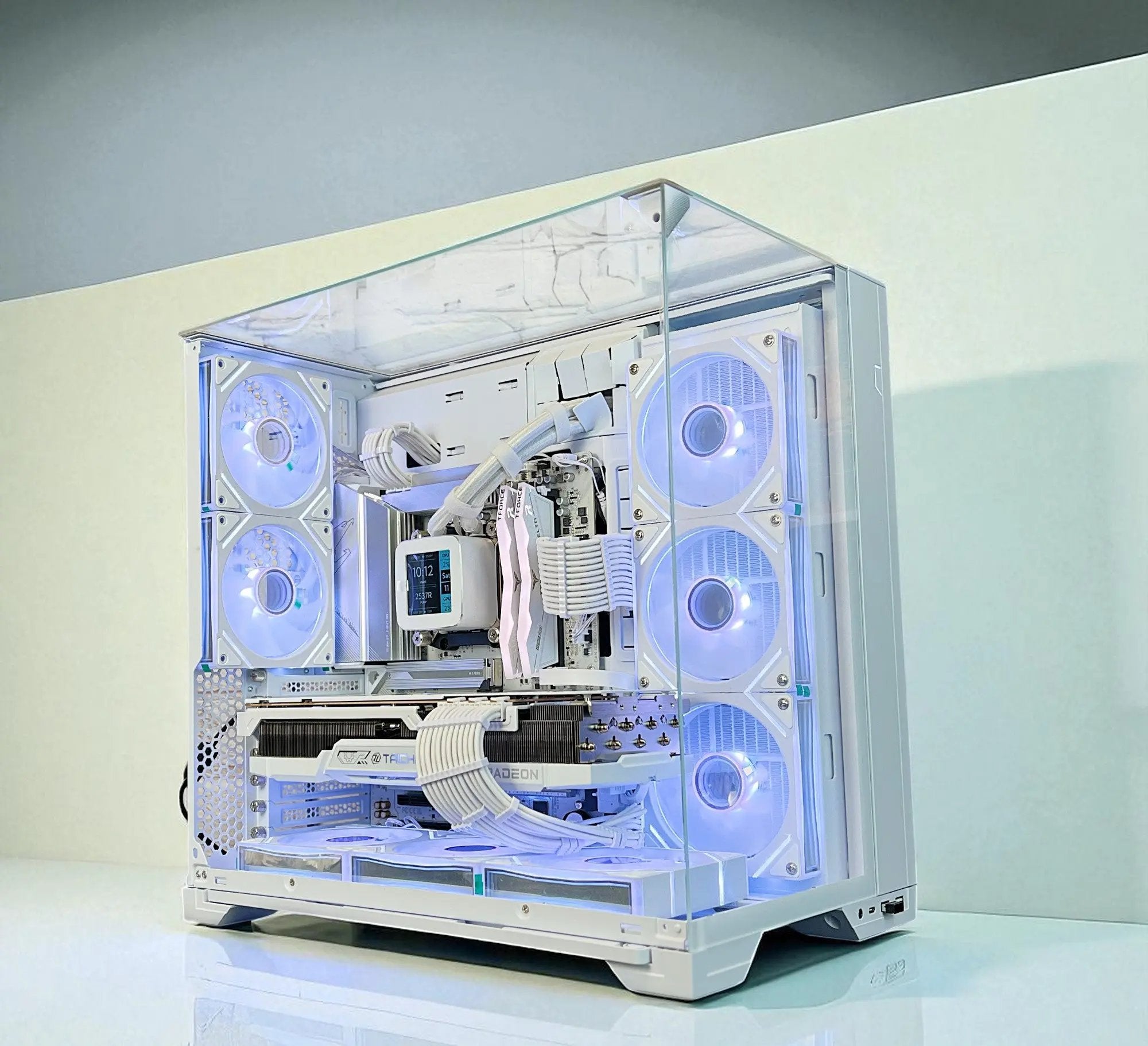 ✨The Vision✨ Ryzen 7 9800X3D ✨ RX 7900 XTX 24GB ✨ 32GB DDR5 ✨ 2TB M.2 ✨ WIN 11 PRO Tustin Systems