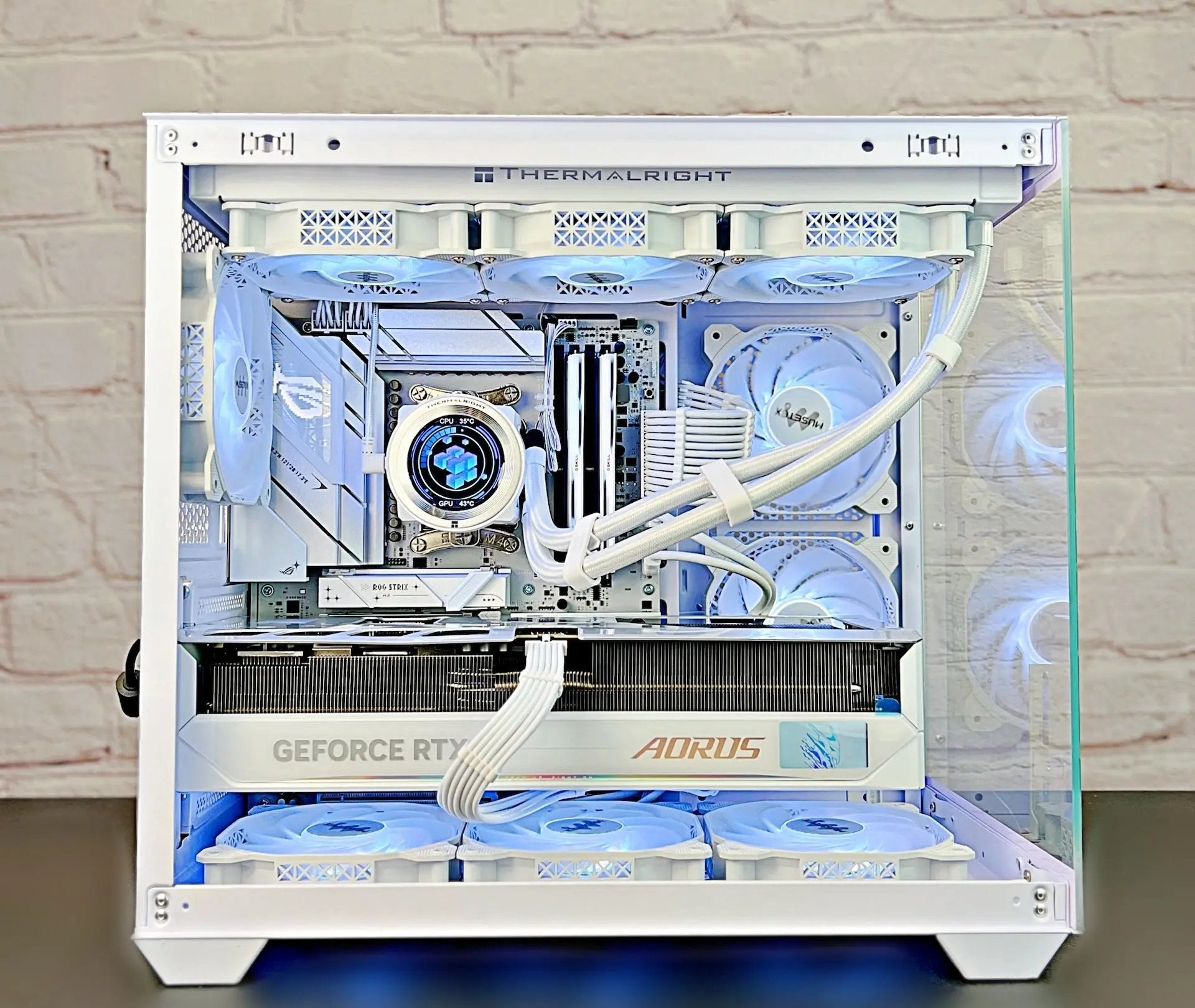 RTX 5090 AORUS MASTER Ryzen 9800X3D 64GB DDR5 4TB M.2 WIFI 7 Liquid Cooled Gaming Gaming PC Tustin System