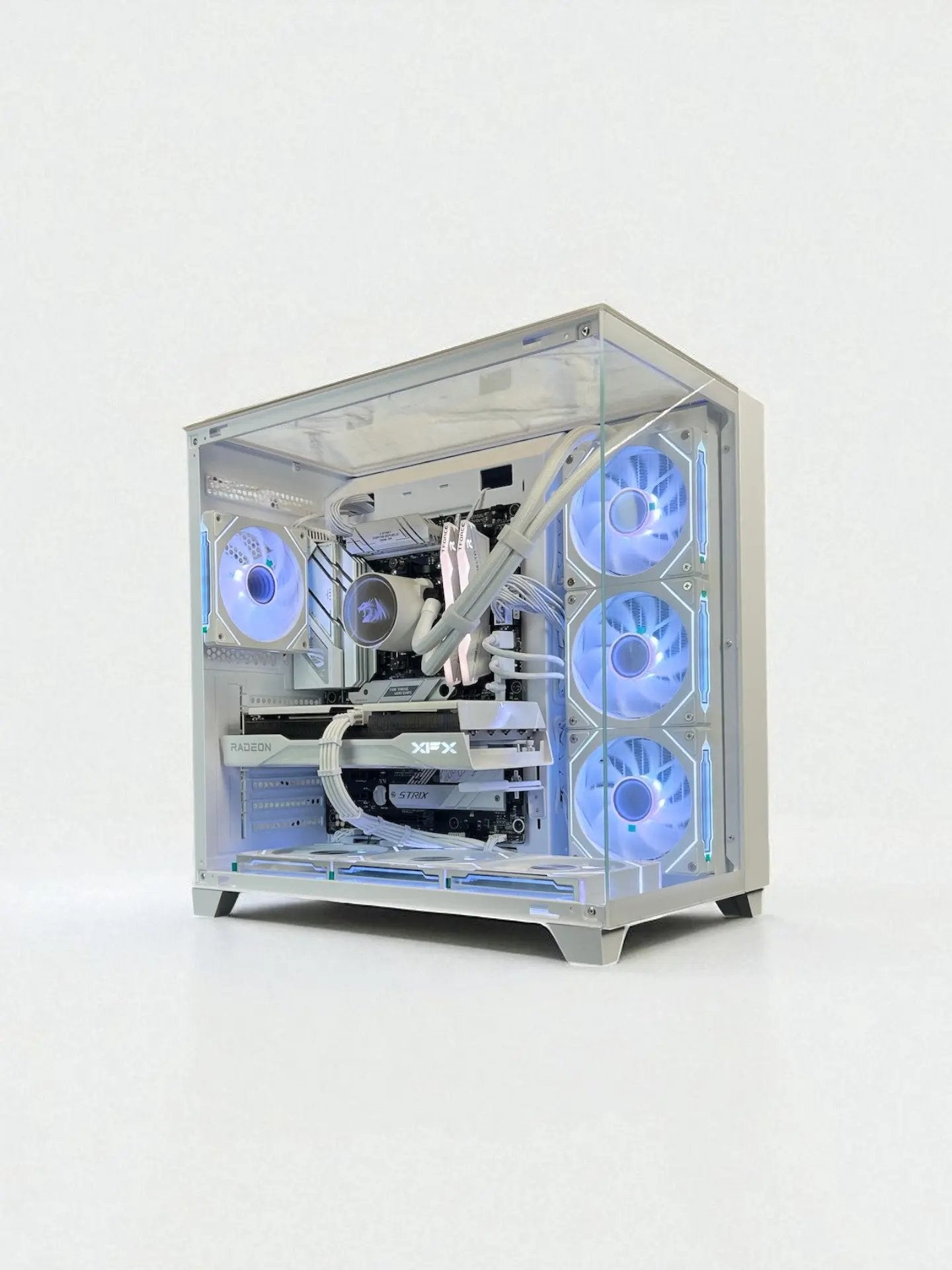 ぱそこん！ RX 9060 XT 16GB Ryzen 5 8400F 16GB DDR5 1 TB M.2 Gaming PC