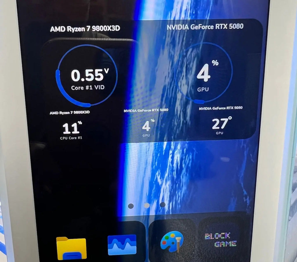 The Touch RTX 5080 Master ICE Ryzen 7 9800X3D 64GB RAM 4TB M.2 WIFI 7 Game Bundle Gigabyte