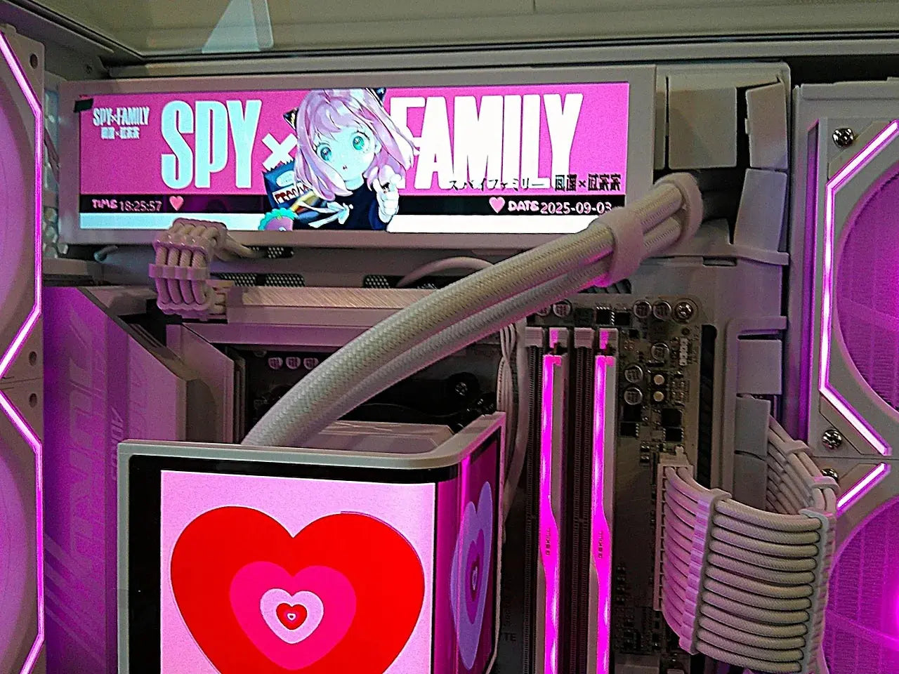 The Chameleon RTX 5080 Master Ice Ryzen 9800X3D 32GB DDR5 2TB M.2 Win 11 Pro Tustin System